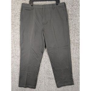 Dockers D4 Chino Pants Men 40x30 (Tag 40x32) Gray Relaxed Fit Casual Canvas Golf